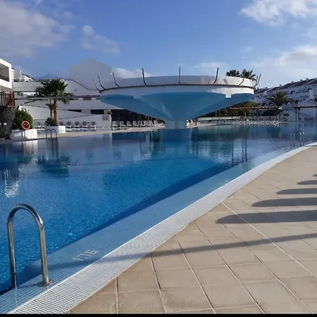 2Bedrooms Apartment With Amazing Terrace And Swimmingpool Apartamento *